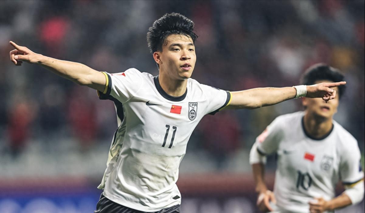 开云平台中国-英超赛后走向成谜；布莱顿官宣签约；引发热议；赛季目标并未改变的简单介绍